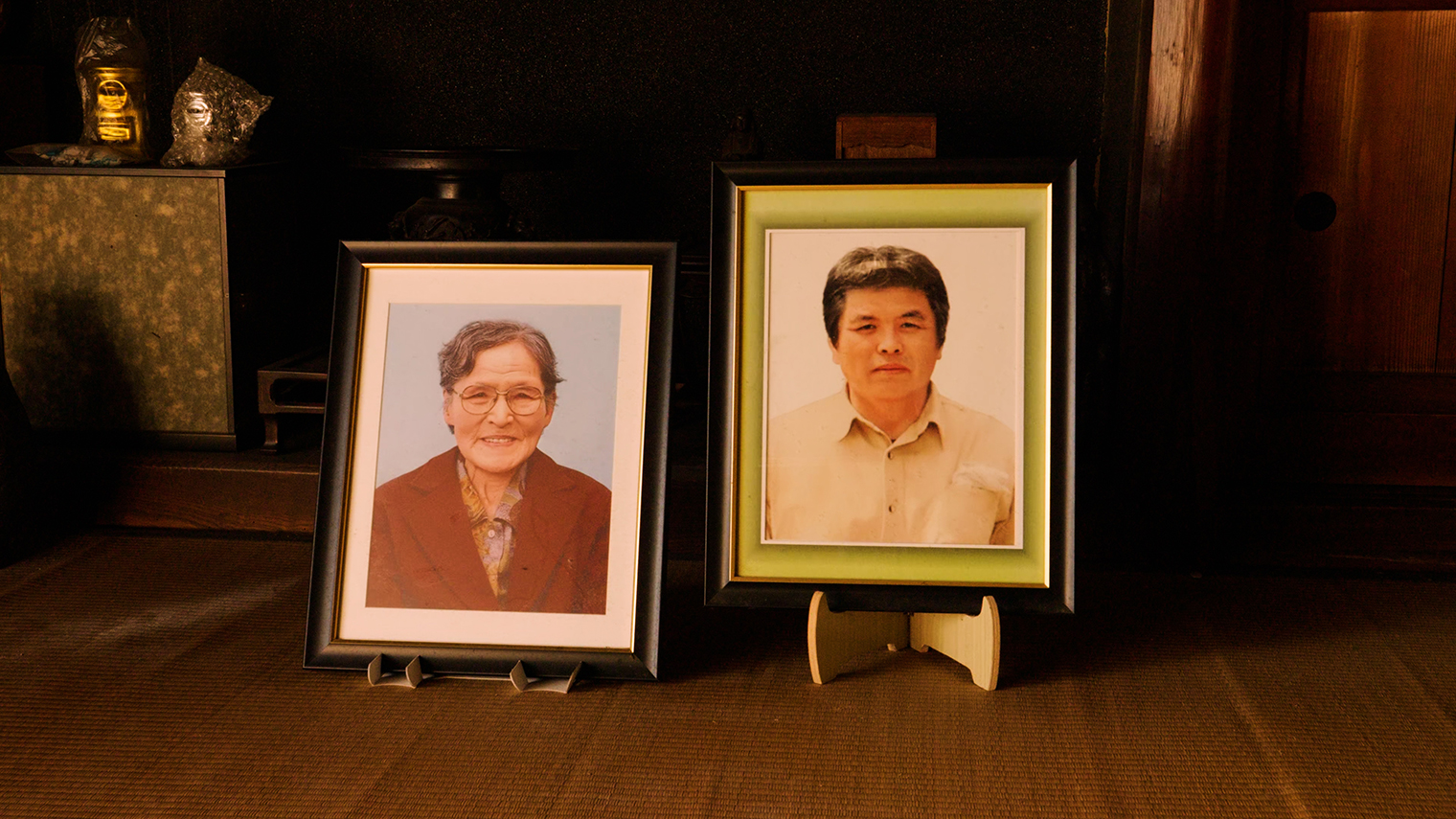 遺影、秋空に近く